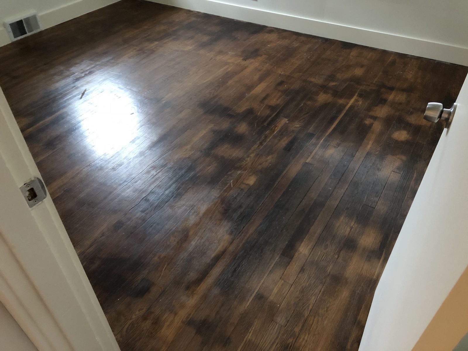 Professional Hardwood Floor Cleaning Indian Hill Ohio by Howards Cleaning Service